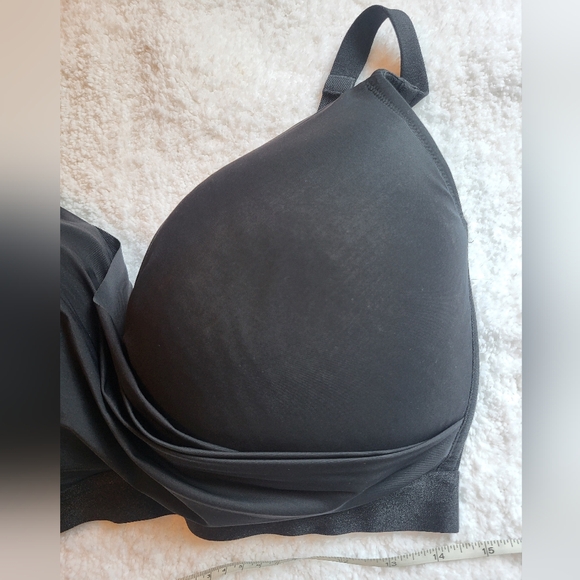 Deesse Bra - Picture 4 of 14